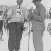 Generał Stefan Rowecki "Grot" na nartach. Źródło: Narodowe Archiwum Cyfrowe