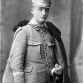 Henryk Dobrzański (“Hubal”) com uniforme do 2º Regimento dos Ulanos das Legiões Polonesas.