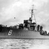 O contratorpedeiro “Burza” antes da guerra.